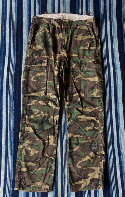 neighborhood camouflage cargo pants