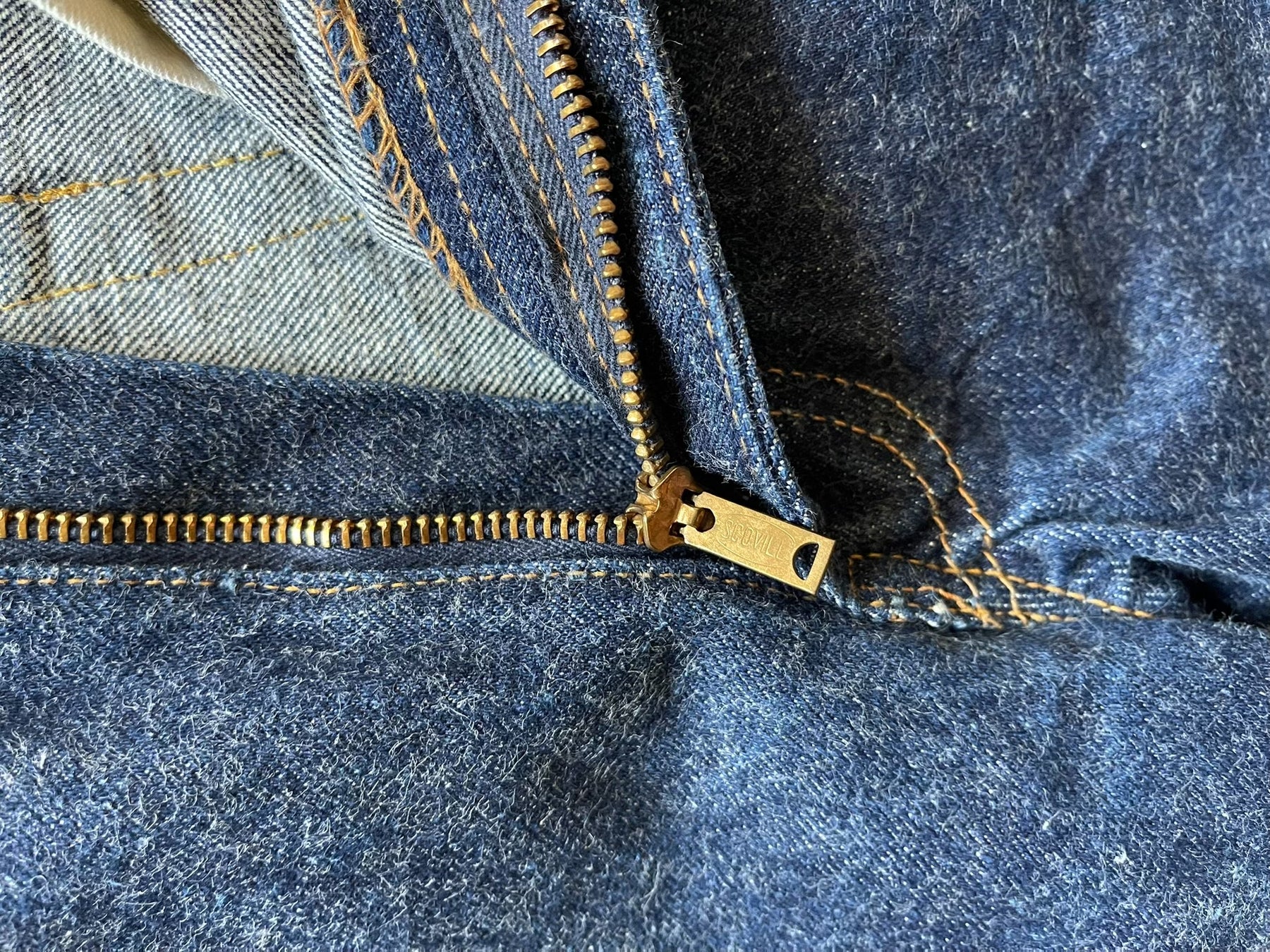 Vintage Levis 502-0117 W28 Jeans