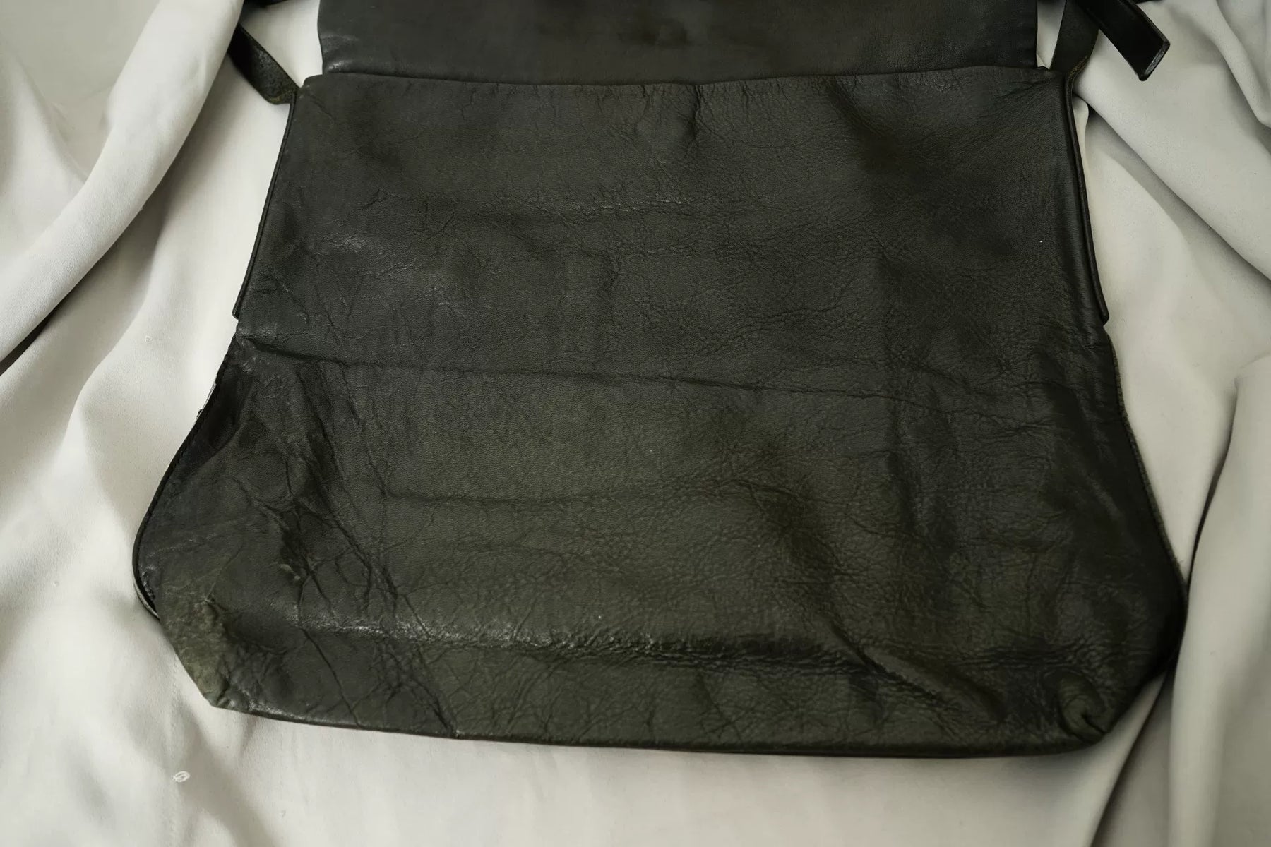 Yohji Yamamoto Cowhide Messenger Crossbody Bag