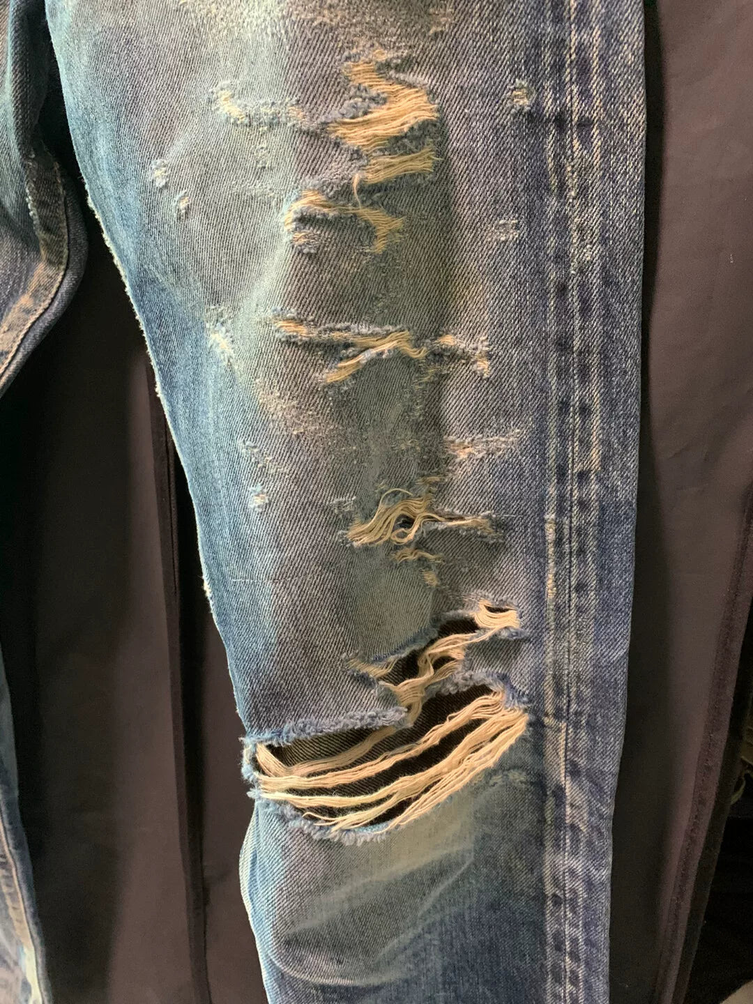 stylish raw denim slim fit jeans W30