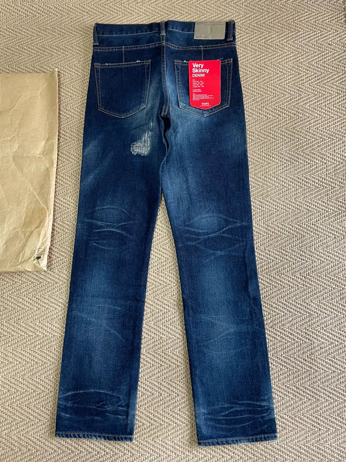 WTAPS 15FW Very Skinny Washed Jeans