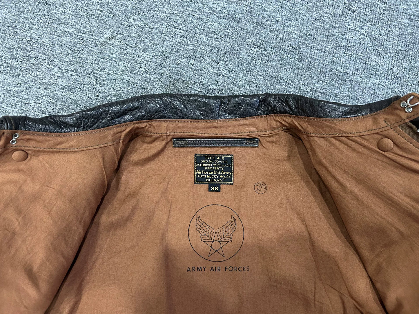toys McCoy D-day leather bomber jacket