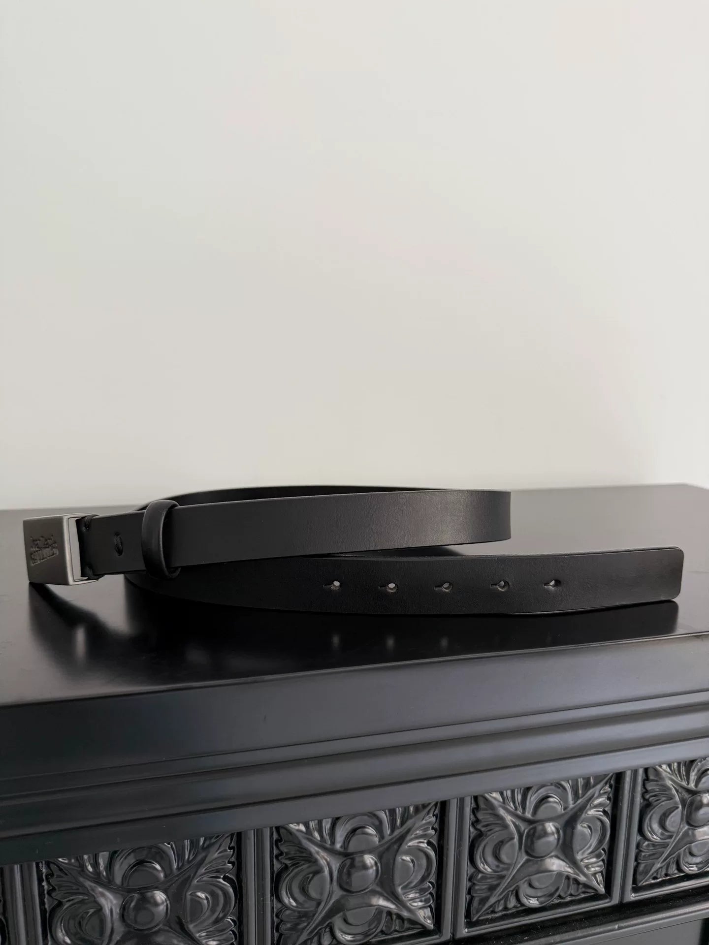 jean paul gaultier logo belt