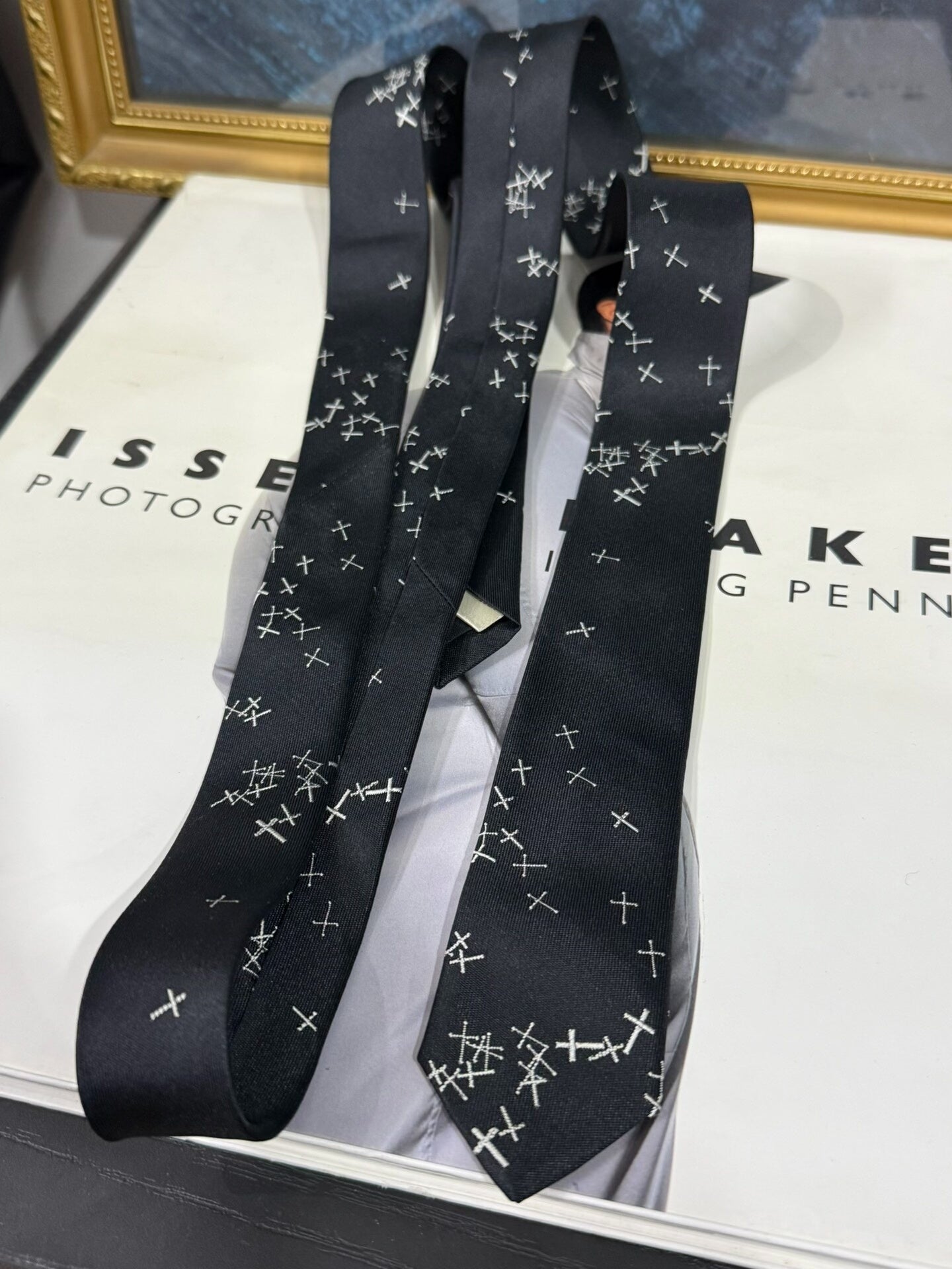 UNDERCOVER Cross Embroidery Tie