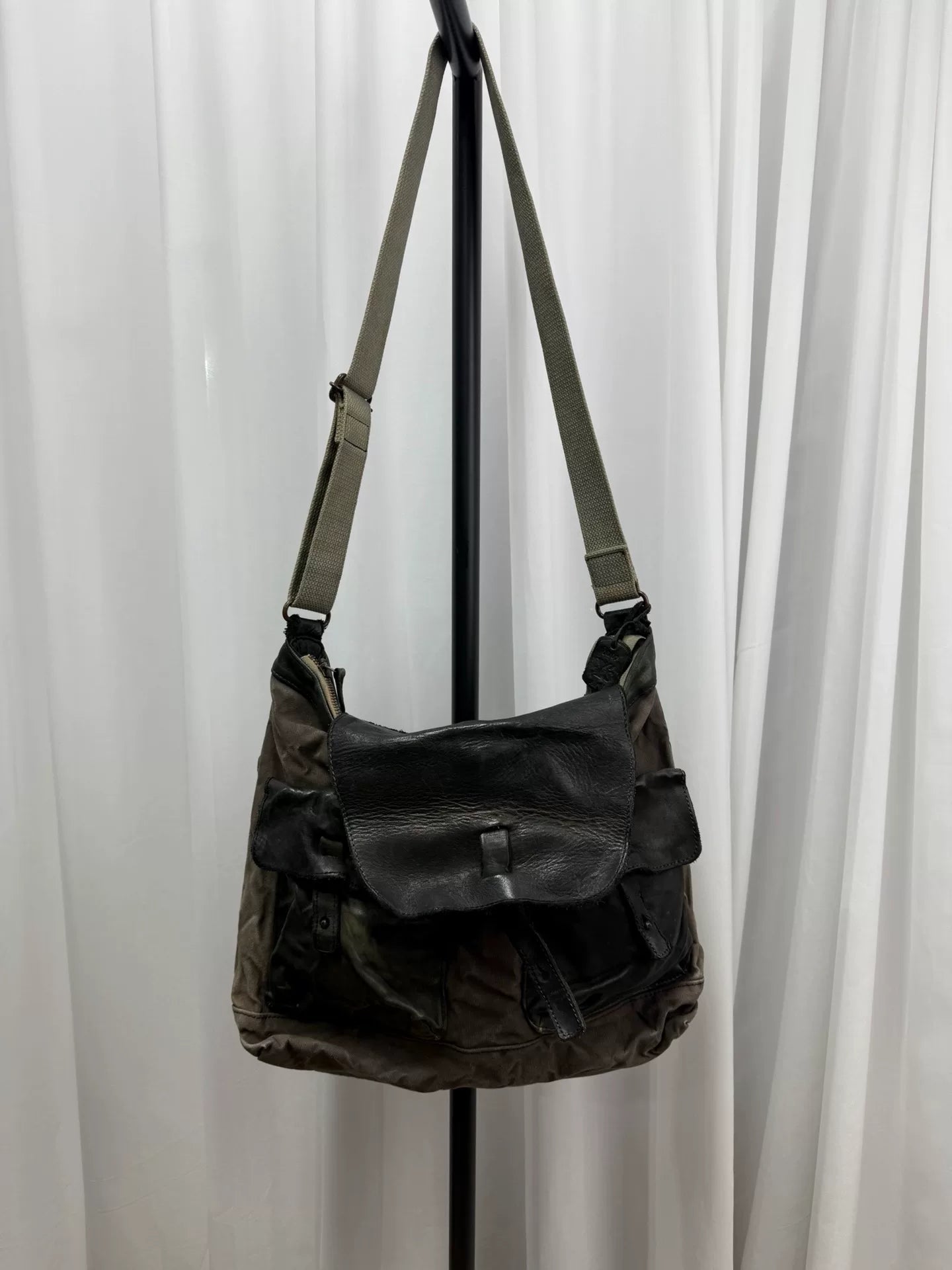 y's for men large capacity shoulder bag