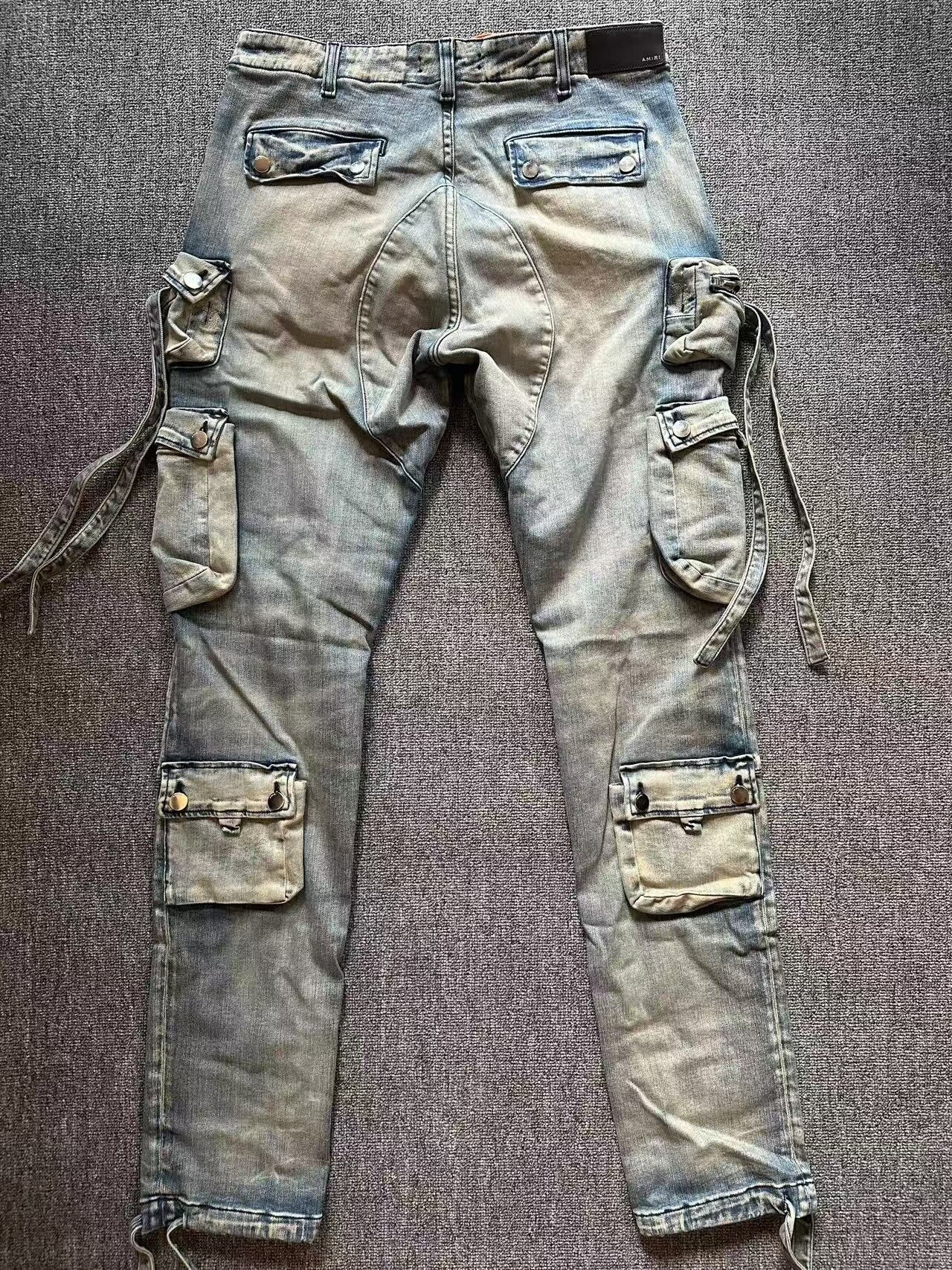 amiri cargo jeans in comfortable denim fabric