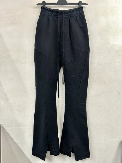 Julius_7 Flared Split Hem Pants