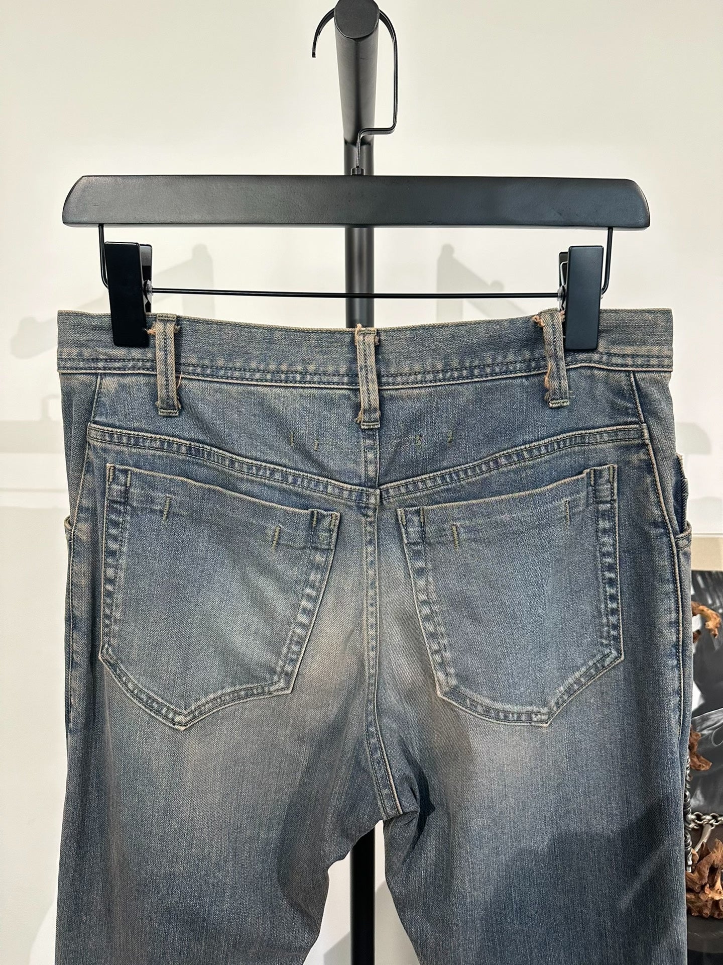 Julius_7 Double Knee Distressed Washed Jeans