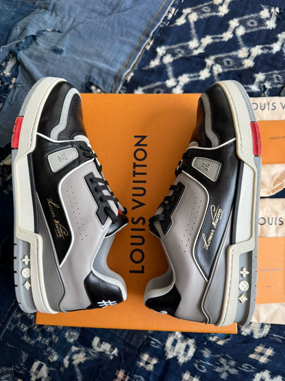 LOUIS VUITTON LV TRAINER Black Sneakers