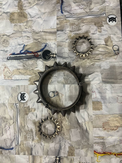 UNDERCOVER Scab Zipper Spike Bracelet