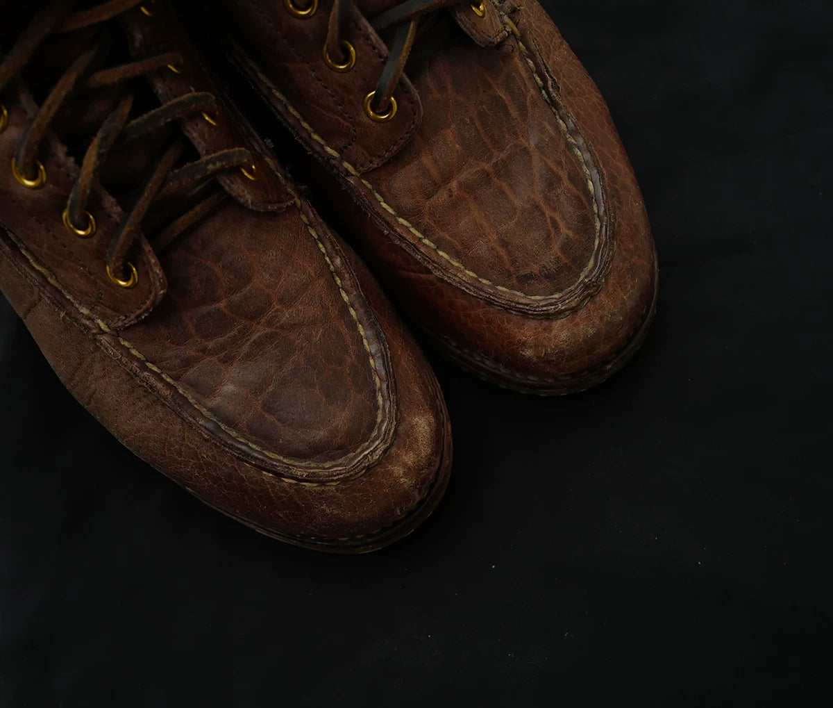 visvim kainai moc toe boots in dk.brown