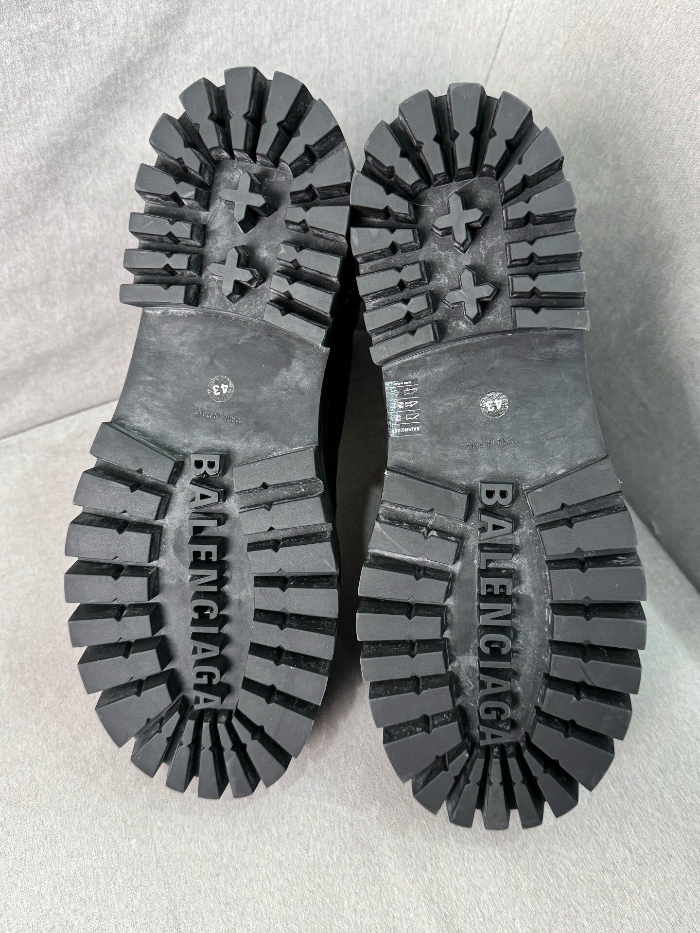 balenciaga strike vintage military boots black