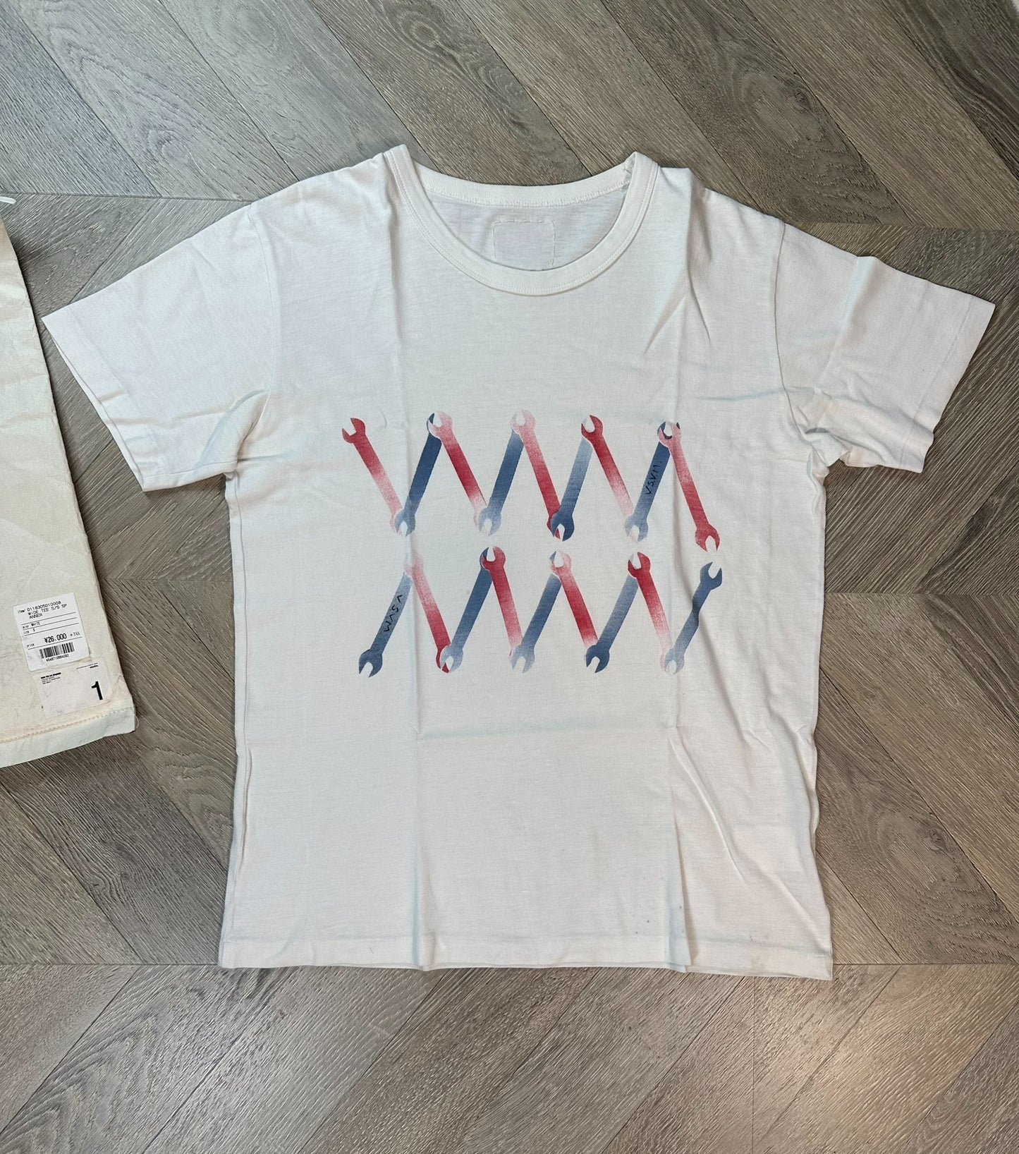 visvim spot wide tee with unique print