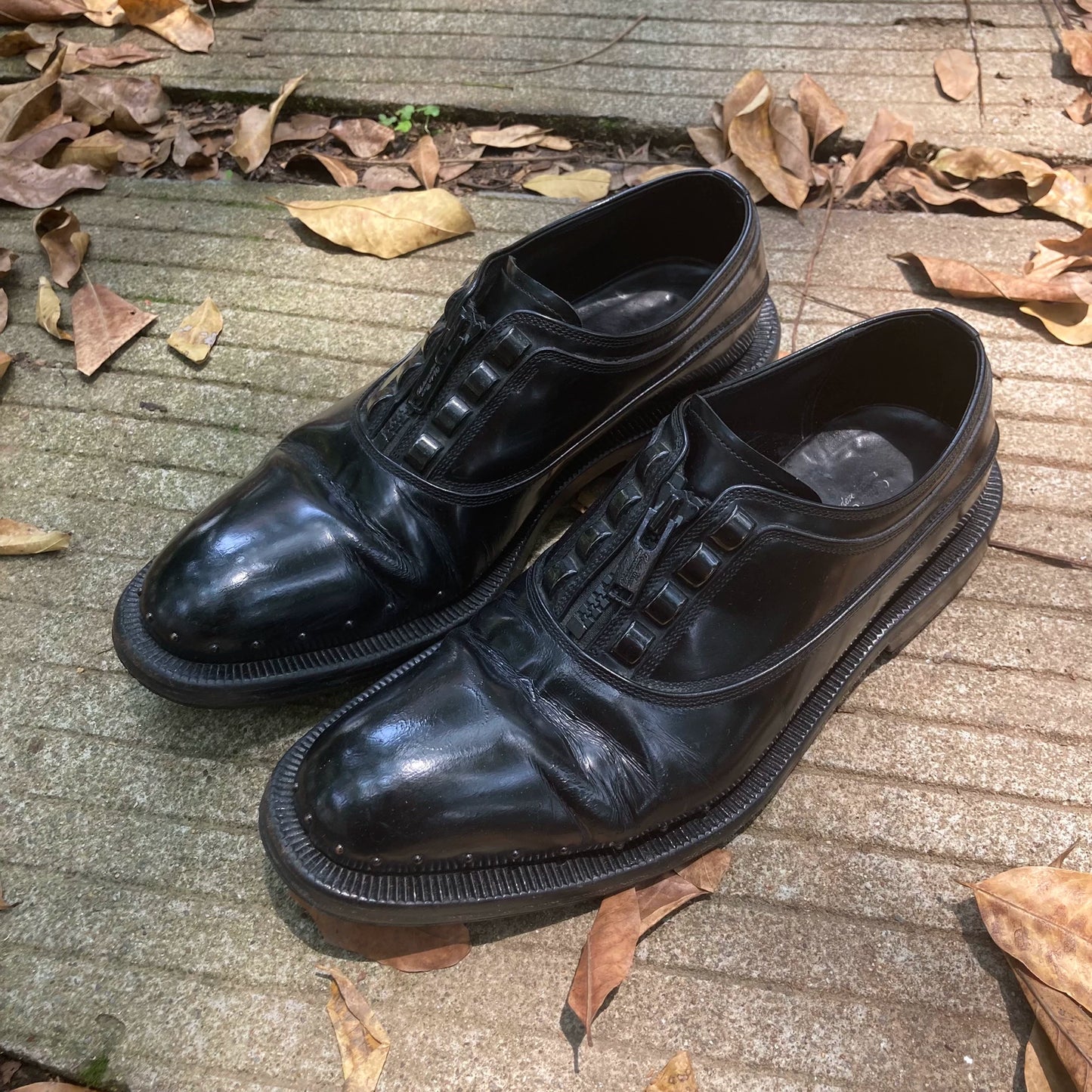 Undercover Patent Leather Zip Derby Shoes