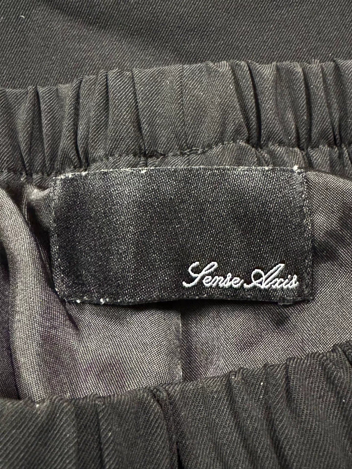 multi-pocket cargo pants in navy blue