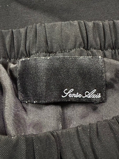 multi-pocket cargo pants in navy blue