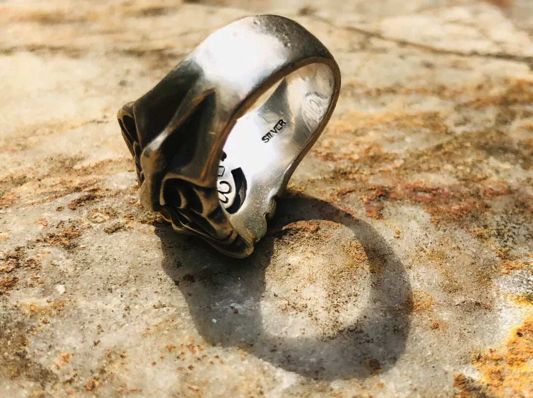 Bloody Mary Cross Flower Ring