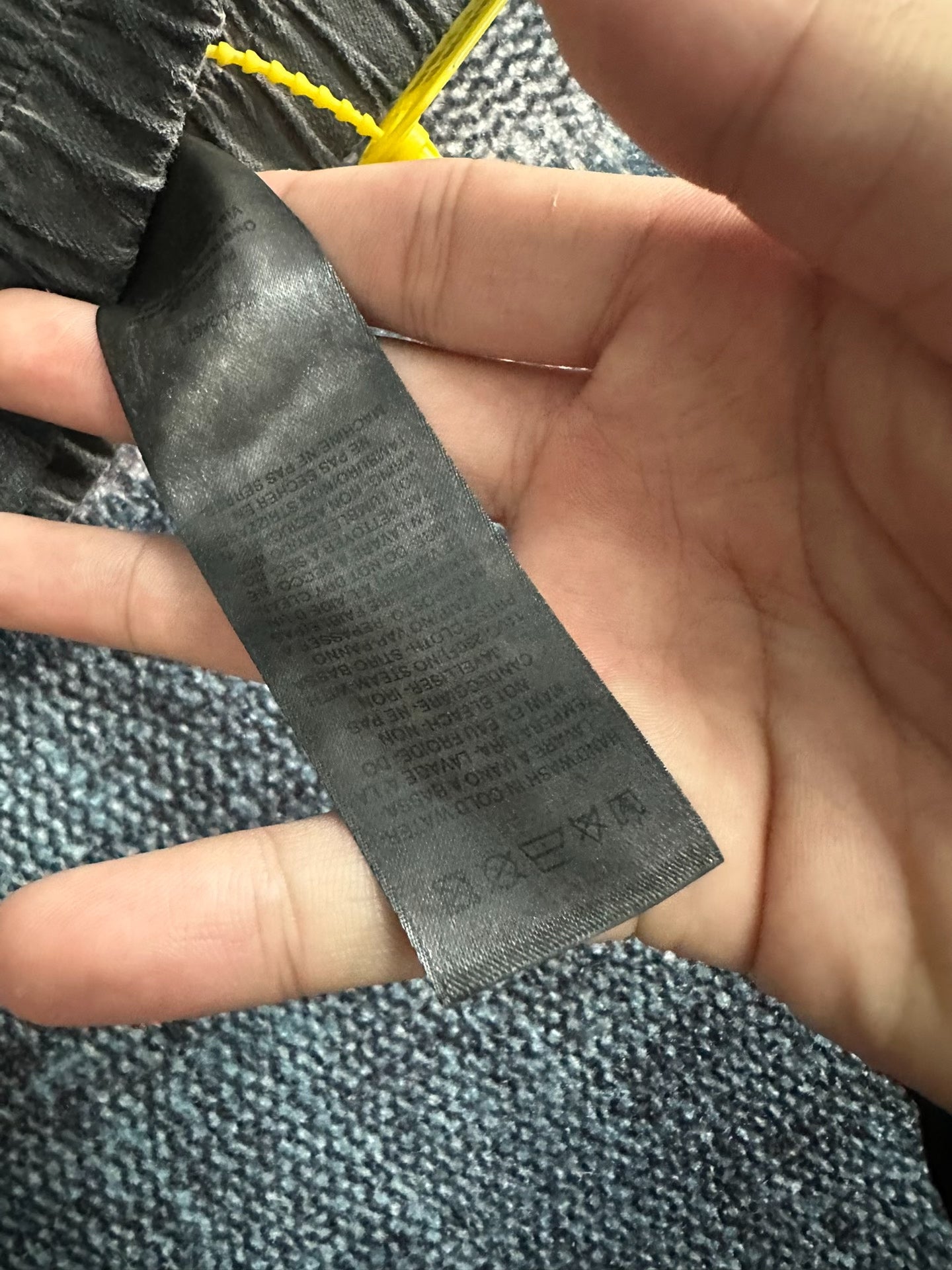 Rick Owens Drkshdw 25SS Waxed Denim Shorts
