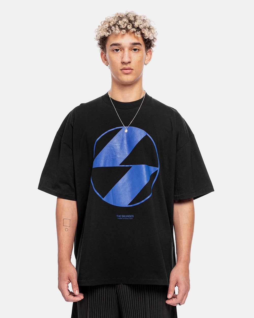 salvages emblem short sleeve t-shirt