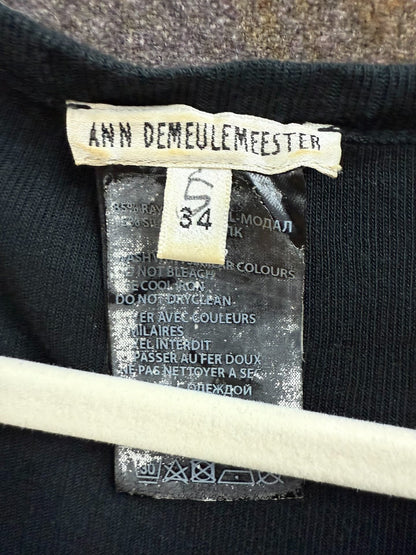 long sleeve fitted black top