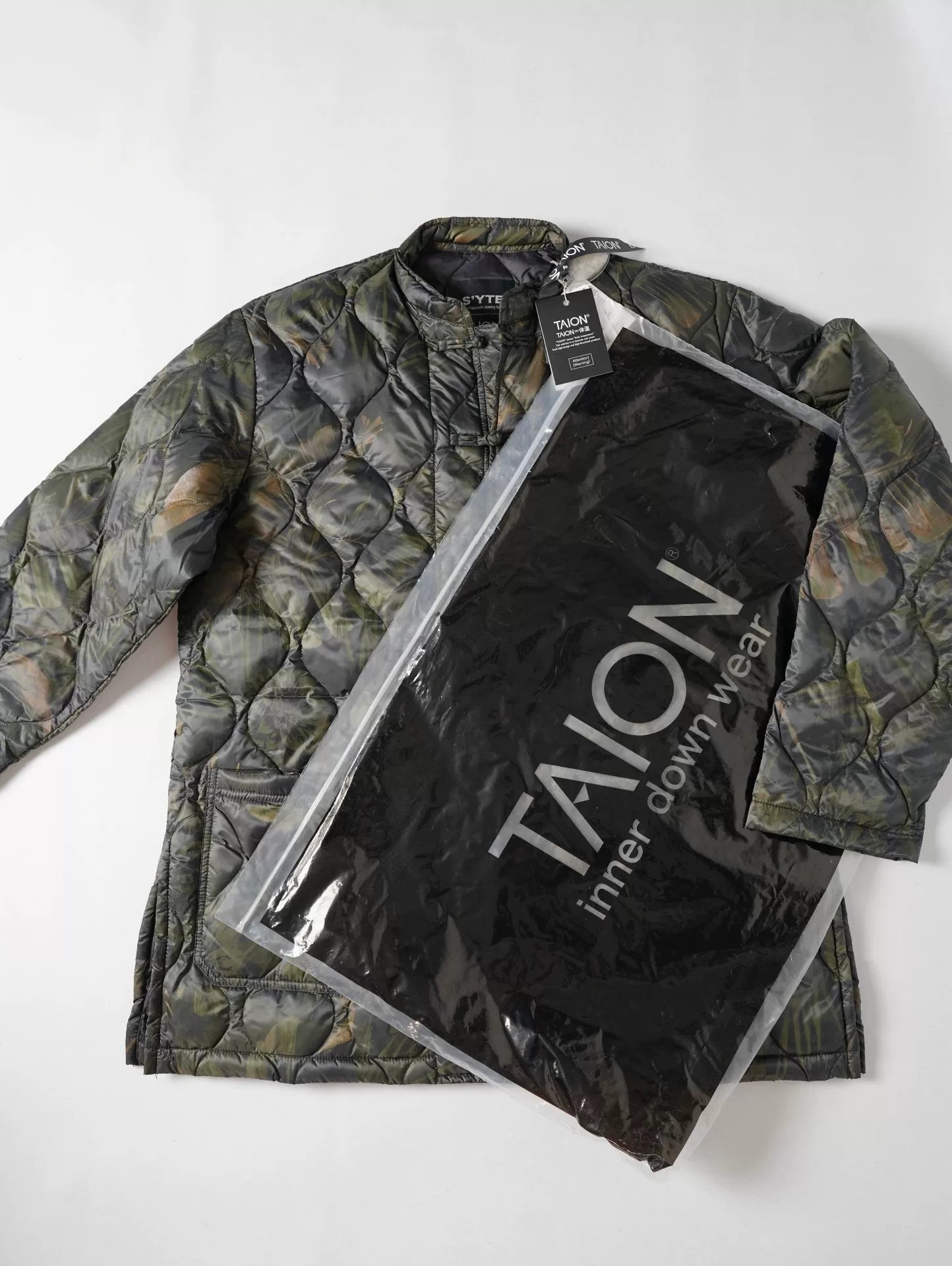 Yohji Yamamoto Floral Pattern Down Jacket