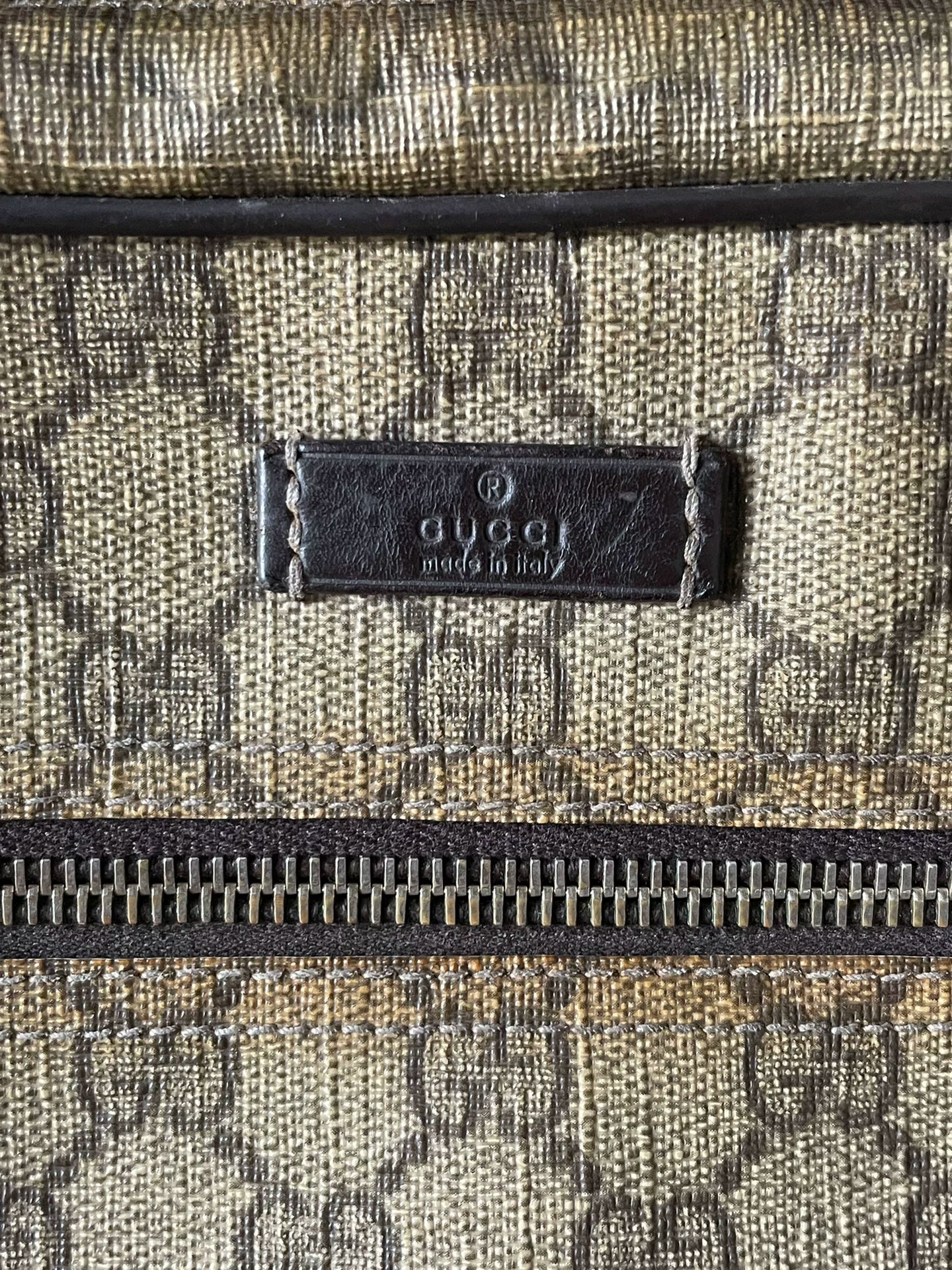 classic gucci vintage crossbody bag