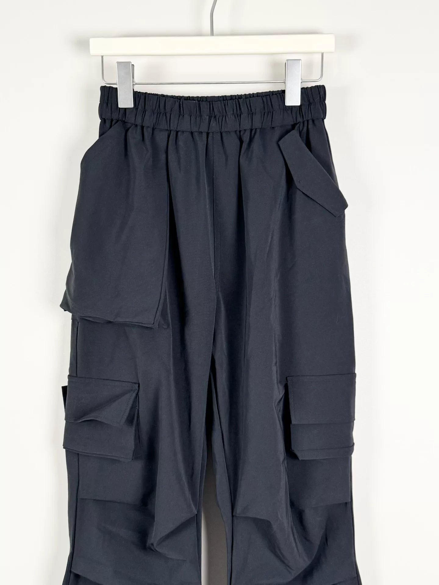 multi-pocket cargo pants in navy blue
