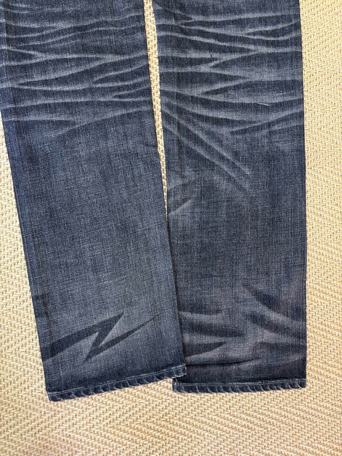 Neighborhood 07EX Distressed Wash Narrow Jeans