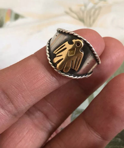 goros eagle ring with silver and gold details