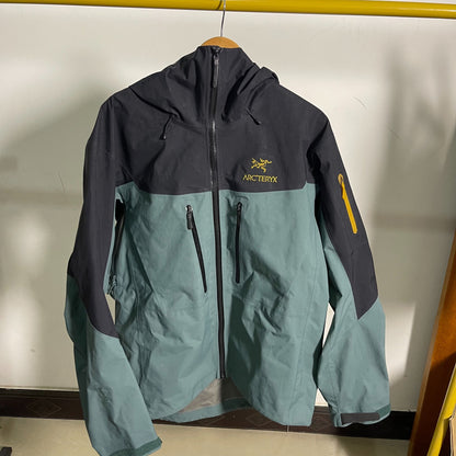 Arcteryx Alpha SV 7th Gen GORE-TEX Jacket