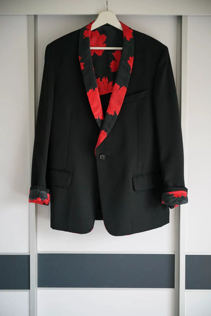 yohji yamamoto floral collar black suit