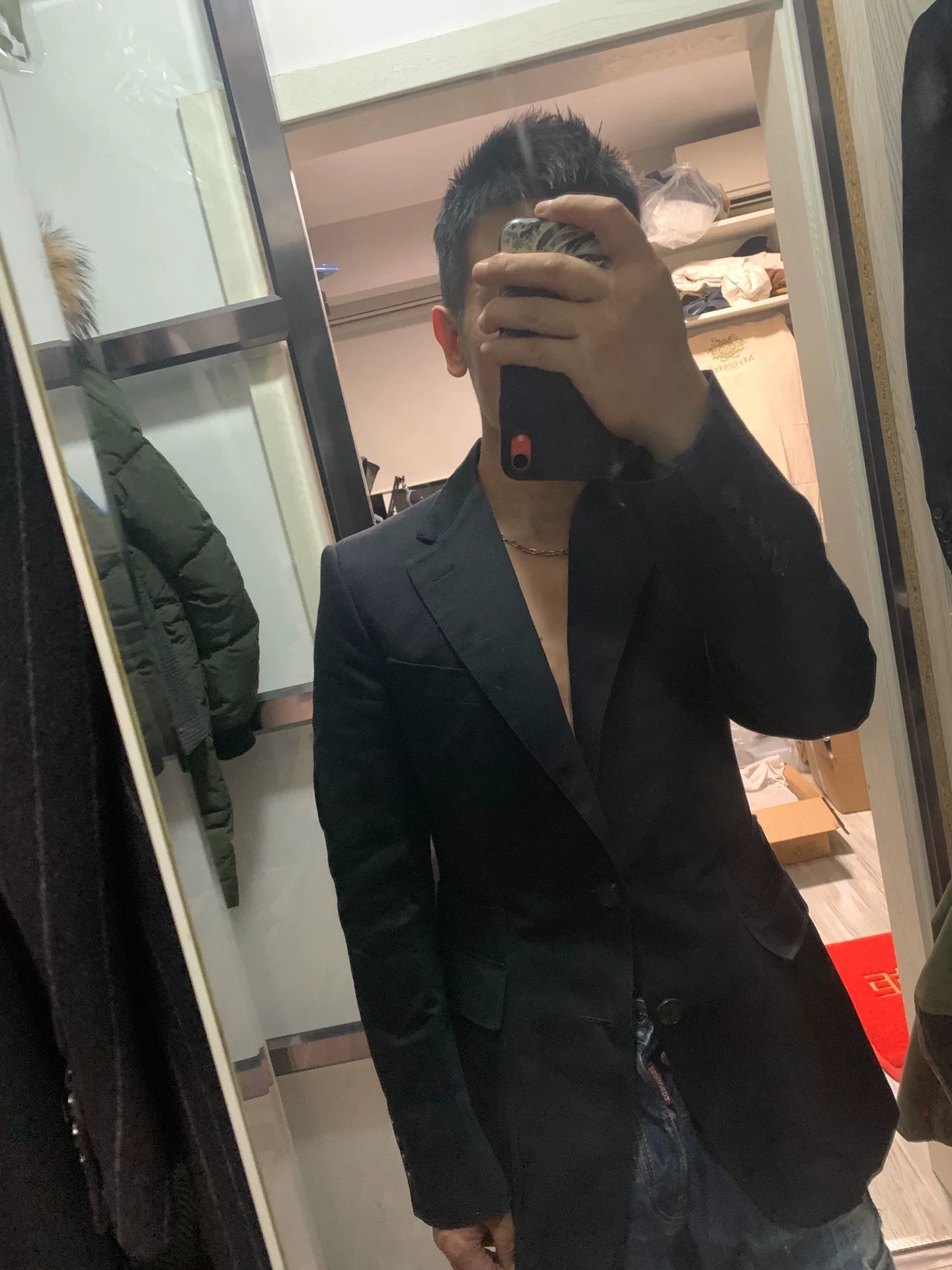 black fitted blazer size 46 by Gucci