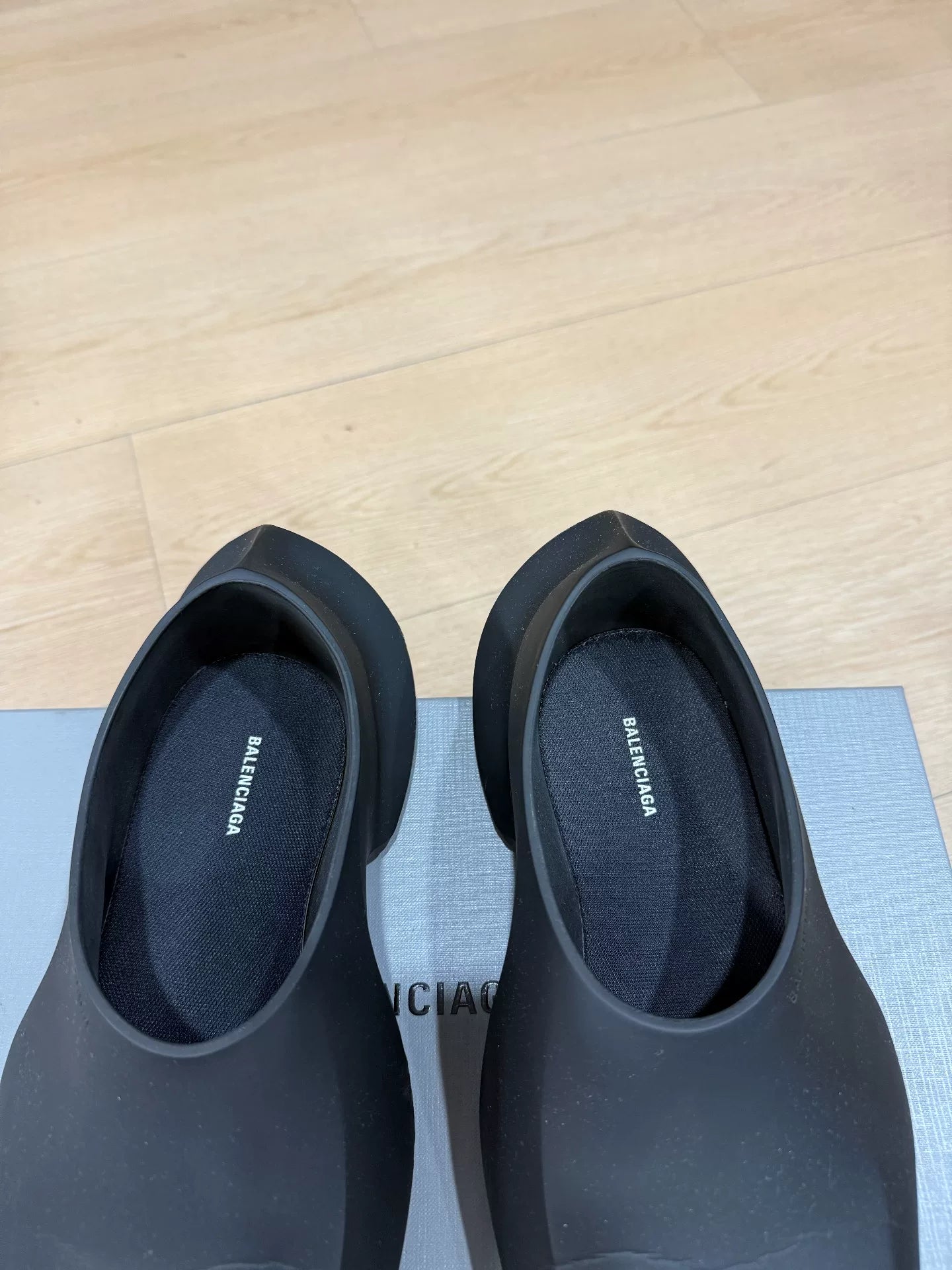 balenciaga matte space shoes size 40