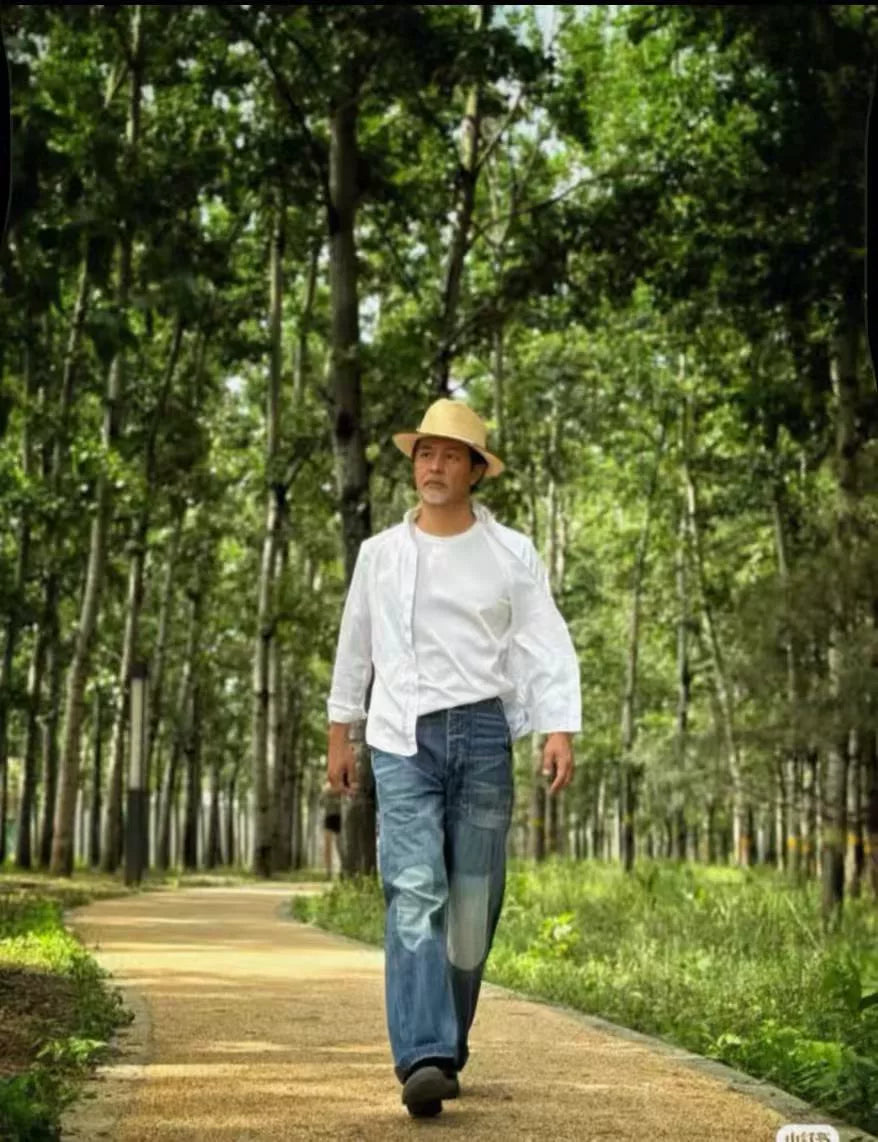 vintage distressed baggy denim pants