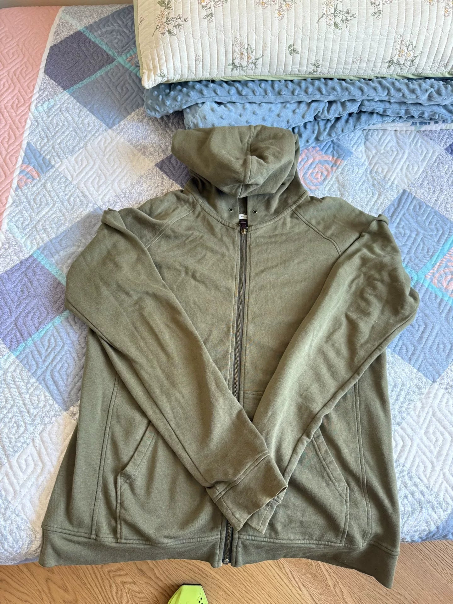 VISVIM JV LUXSIC Olive Zip-Up Hoodie
