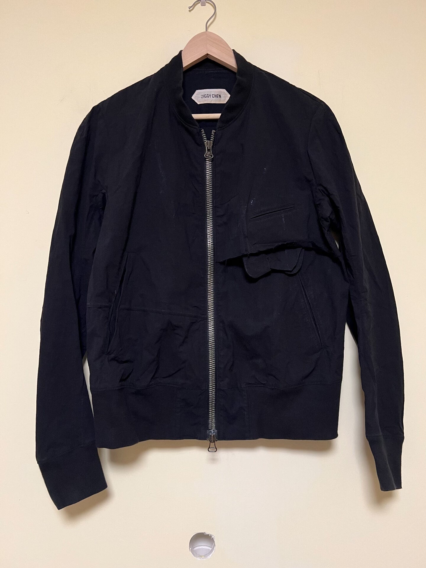 Ziggy Chen MA1 Jacket in Size 46