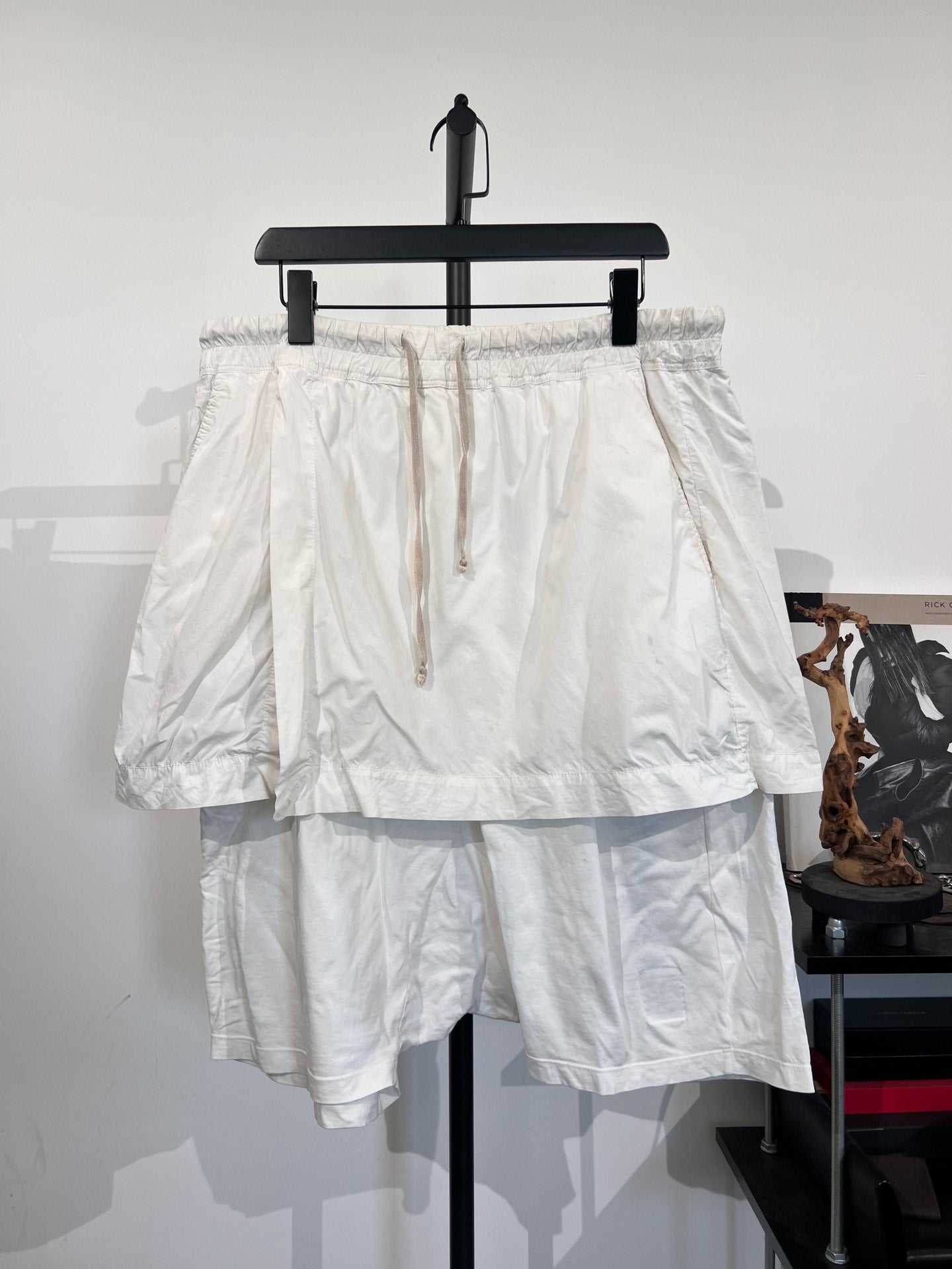 Rick Owens Drkshdw Drop-Crotch Mid-Length Shorts