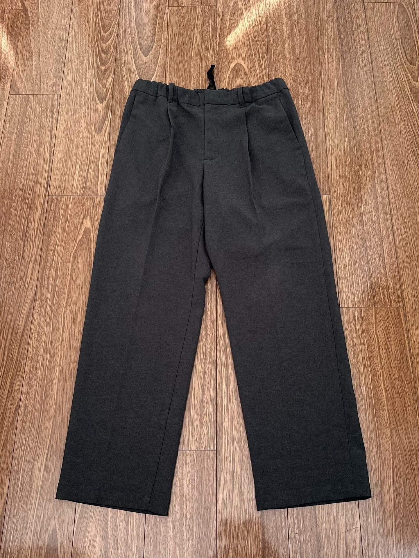 goldwin one tuck straight casual pants