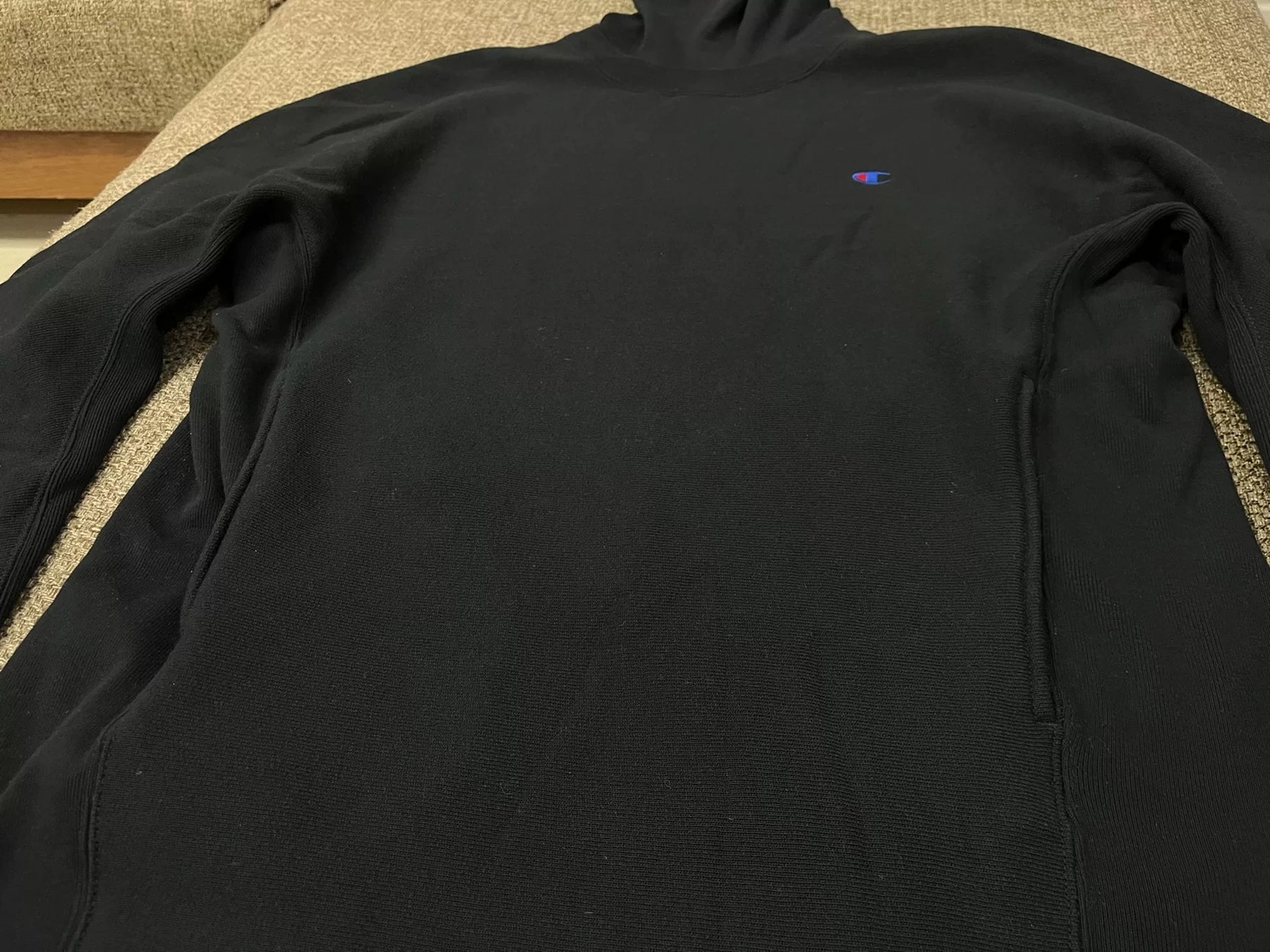 n.hoolywood x Champion Turtleneck Fleece Sweatshirt