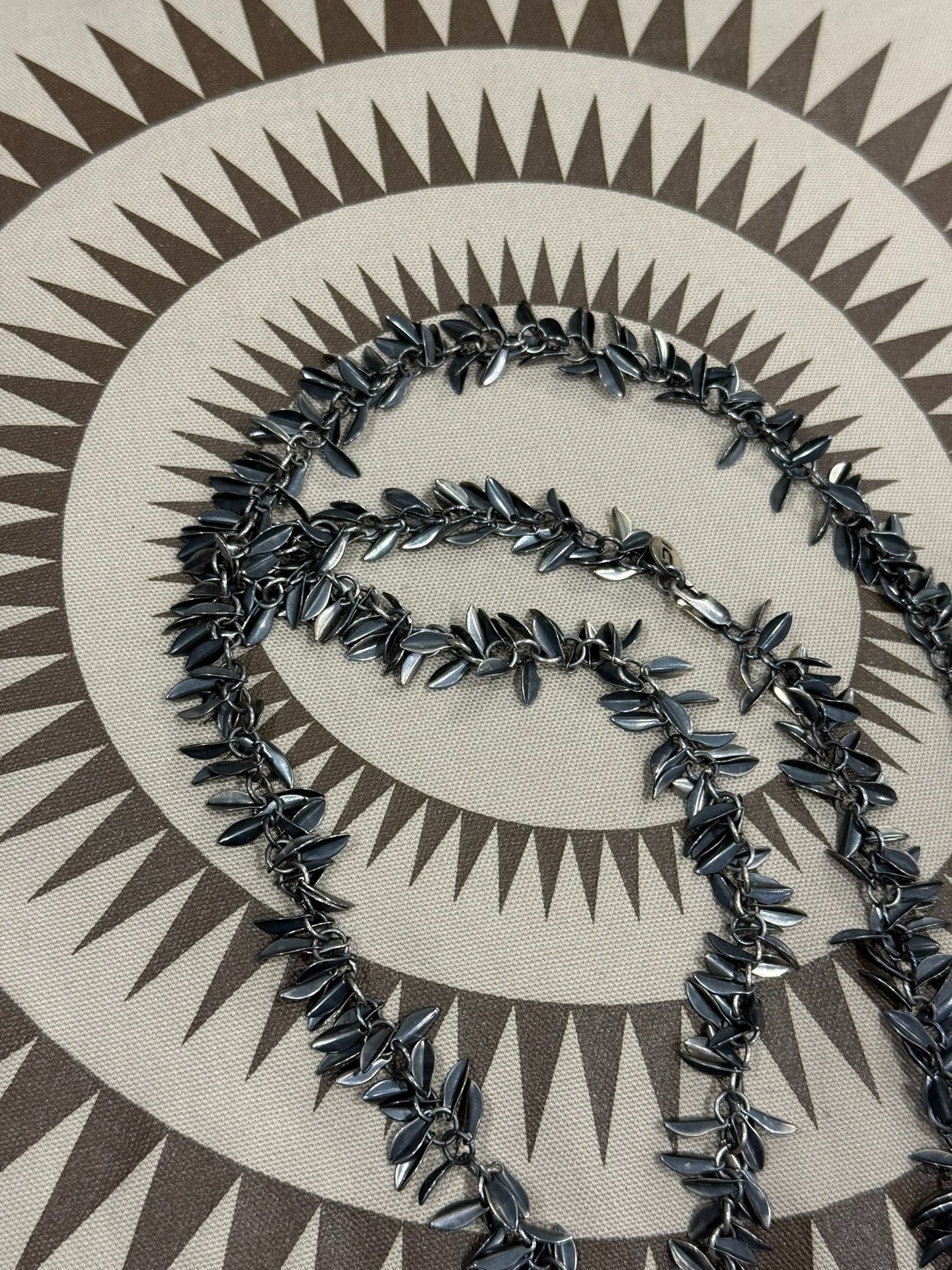 UNDERCOVER 06SS Ghost Head Bell Necklace