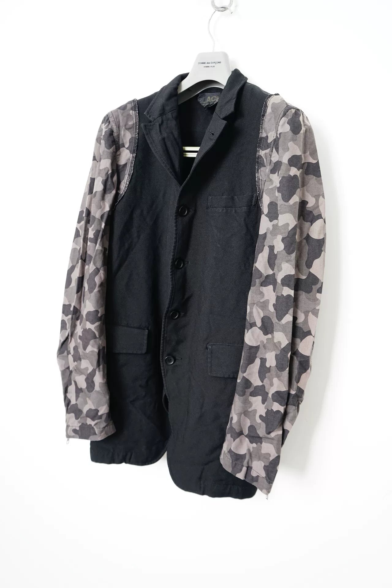 Comme des Garçons Camouflage Sleeve Blazer