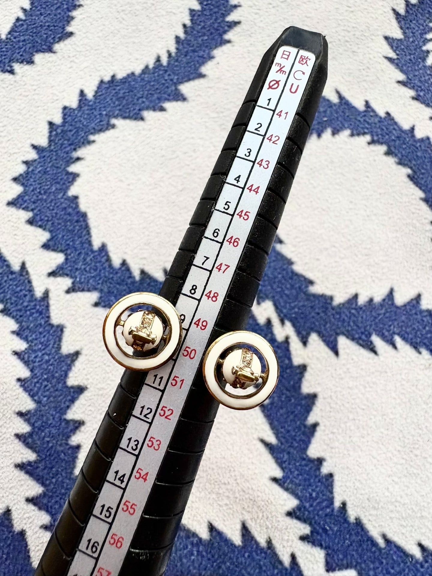 Vivienne Westwood Vintage White Saturn Ring