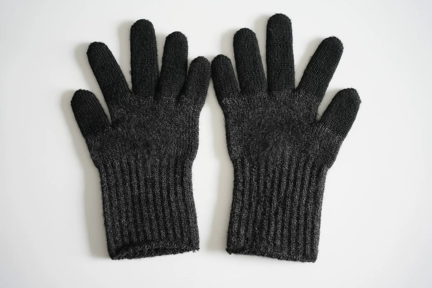 Yohji Yamamoto Black Gray Embroidered Gloves