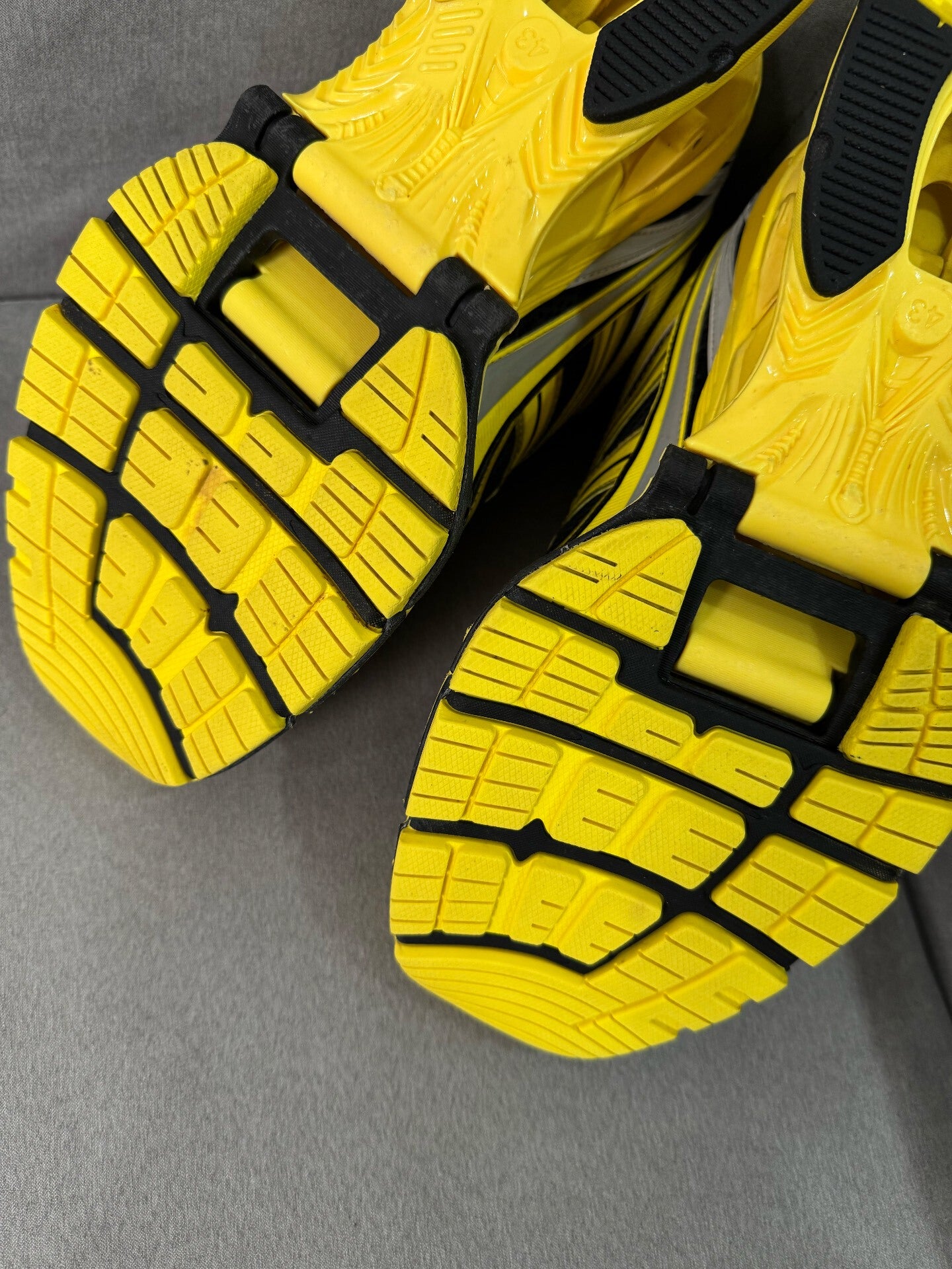 balenciaga xpander black and yellow sneakers