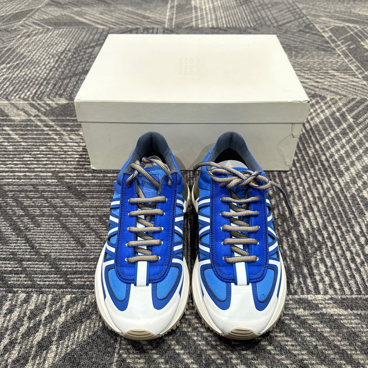 Maison Margiela Low Top Sneakers Size 40