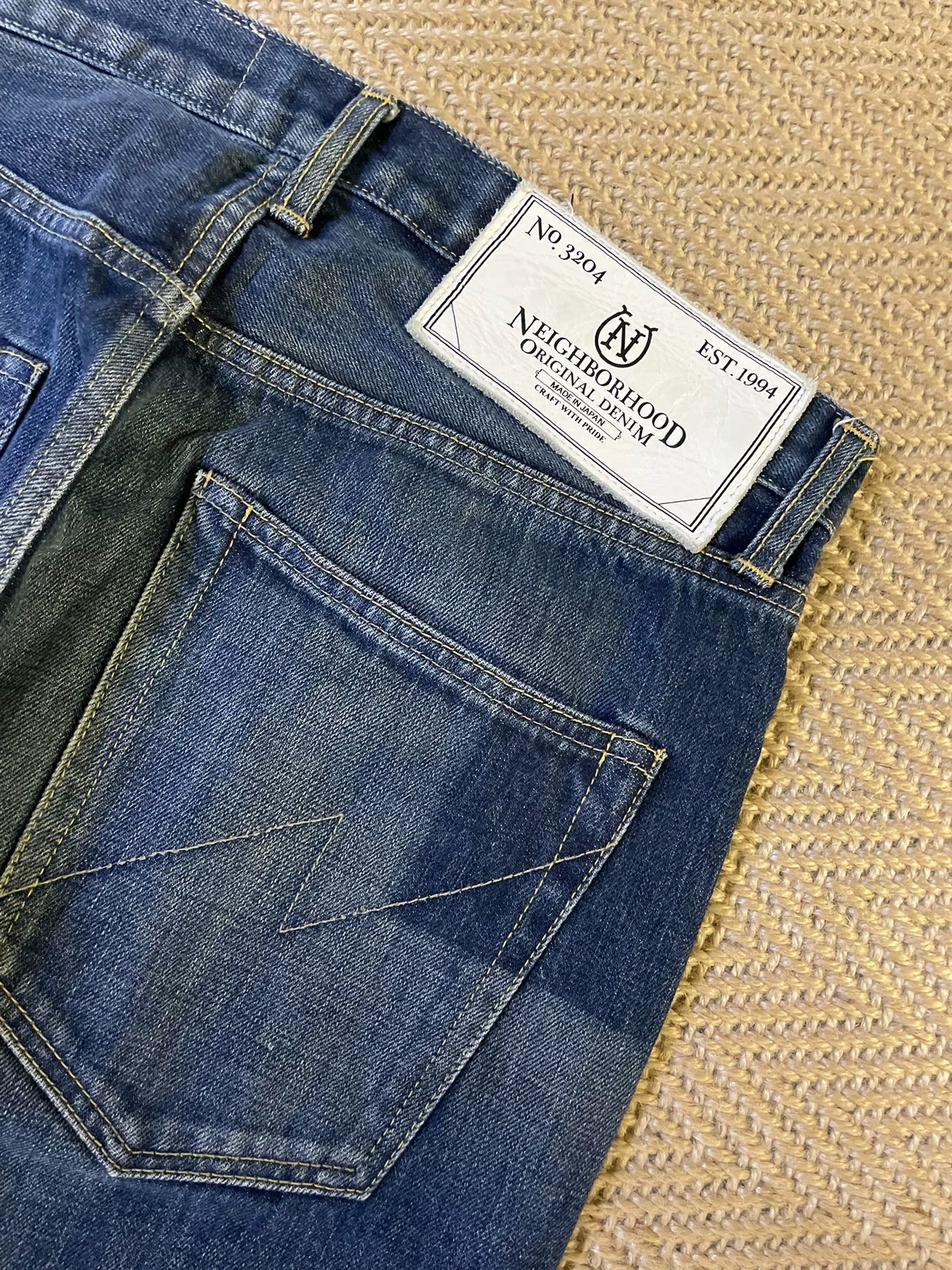 NEIGHBORHOOD Distressed Washed Jeans