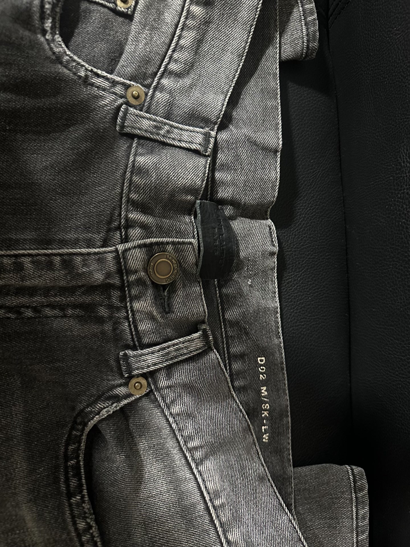 Saint Laurent 19FW Charcoal Washed Jeans