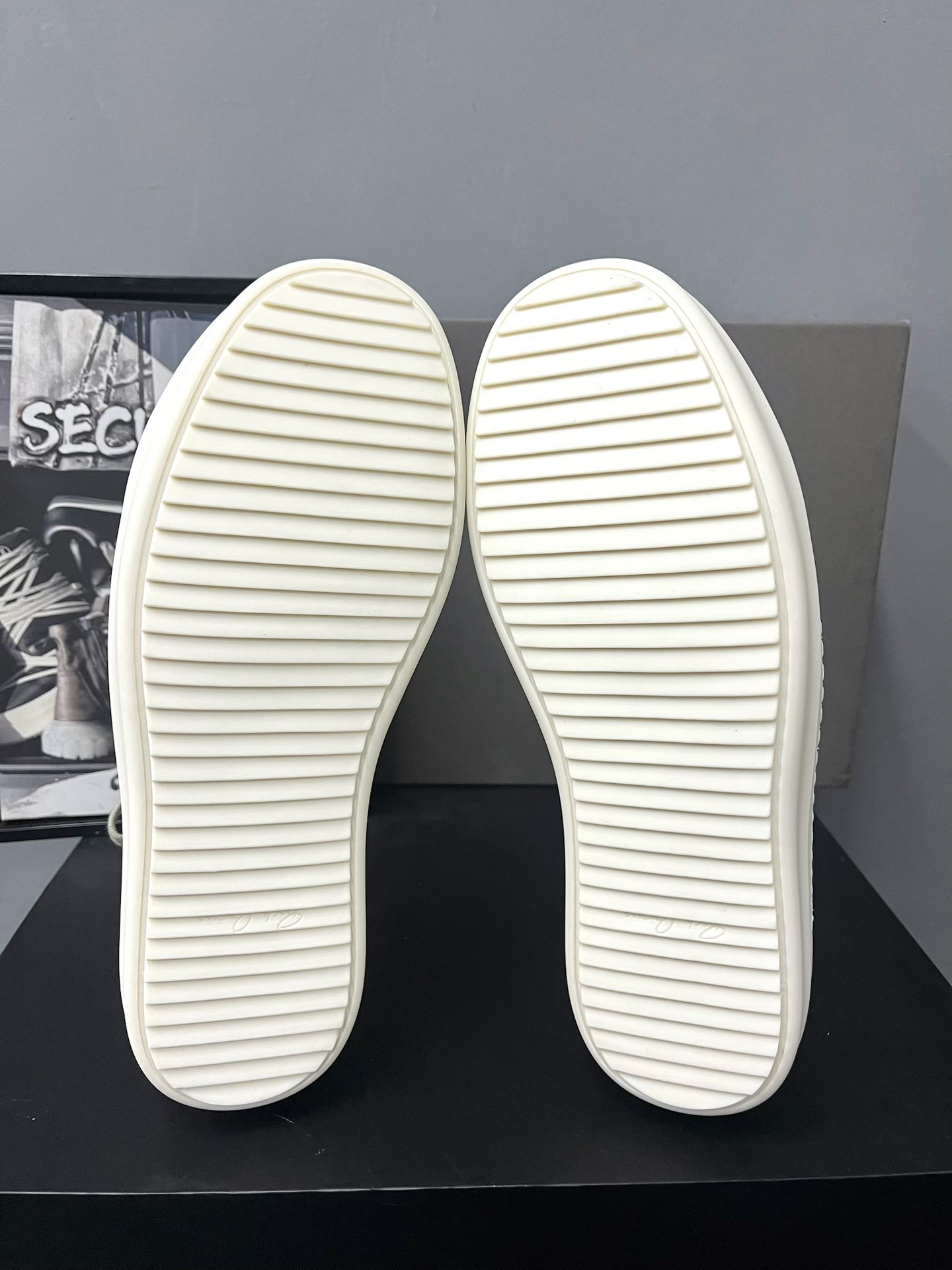 Rick Owens 26SS White Silk Suede Sneakers