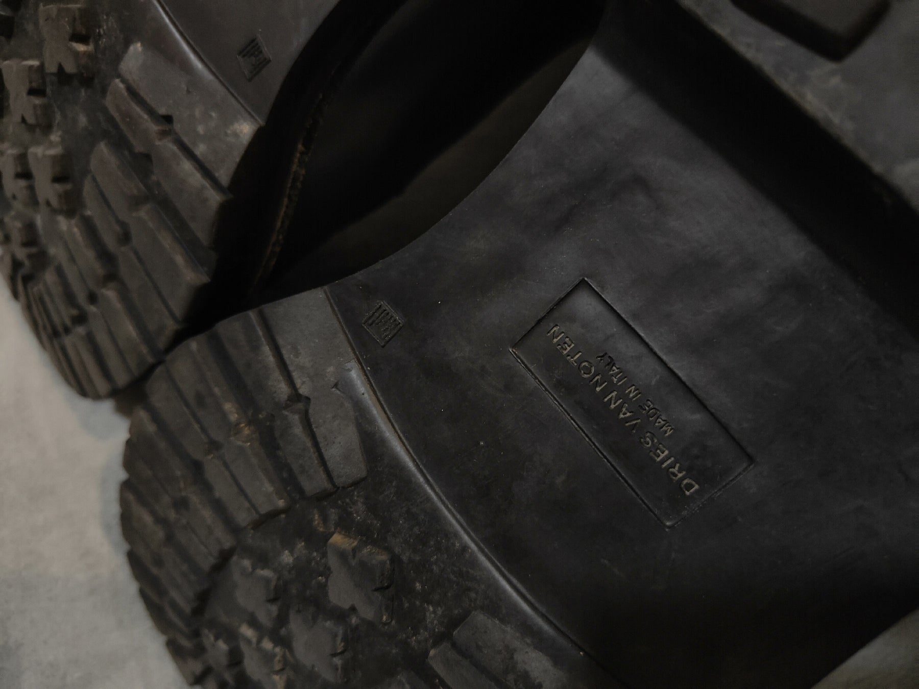 Dries Van Noten Chelsea Round Toe Boots