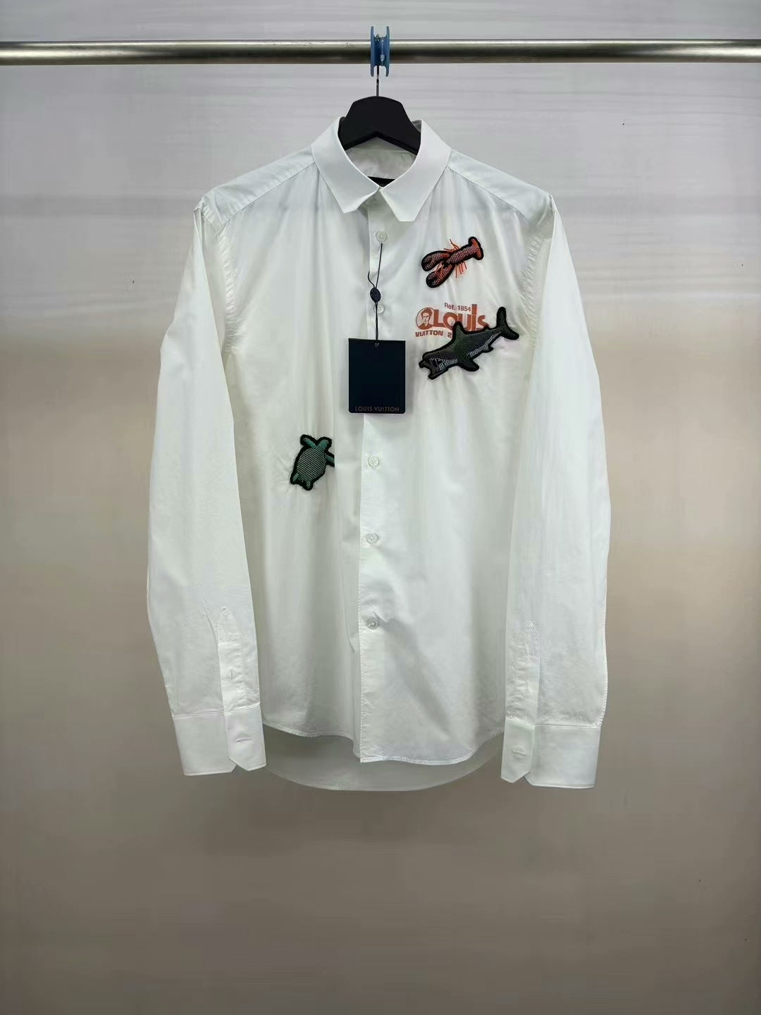 louis vuitton ocean beaded shirt size small